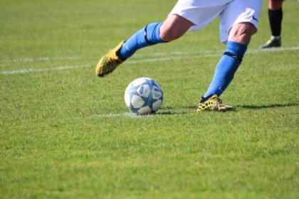 Which Teams Are Emerging as Group Leaders at the 2026 World Cup?